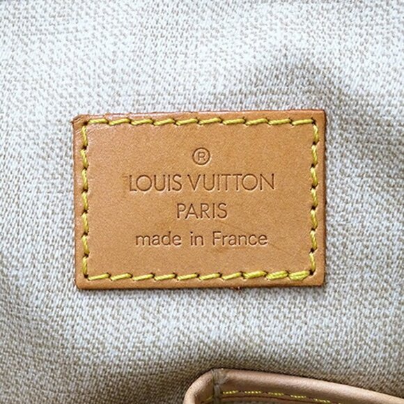 LOUIS VUITTON Brown Monogram Bag - Picture 7 of 14